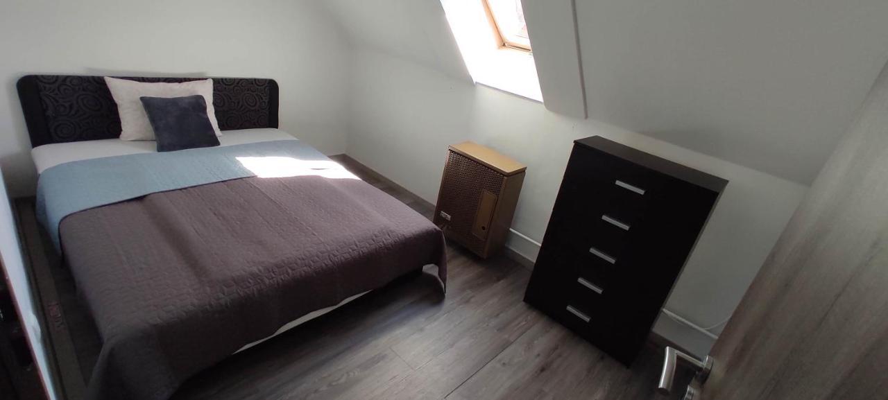 Timar Apartman Еґер Екстер'єр фото