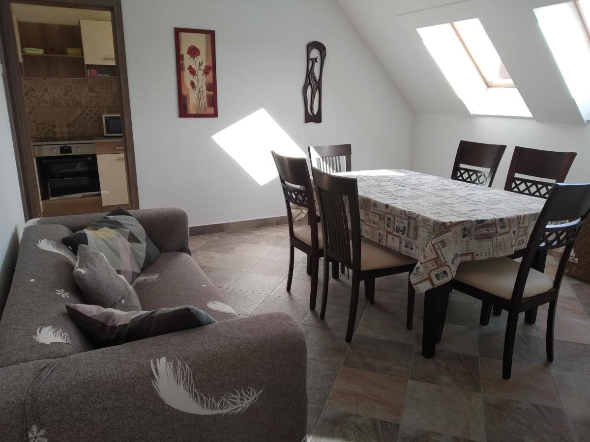 Timar Apartman Еґер Екстер'єр фото