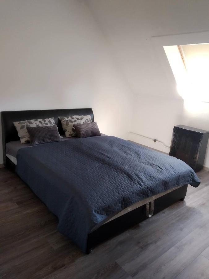 Timar Apartman Еґер Екстер'єр фото